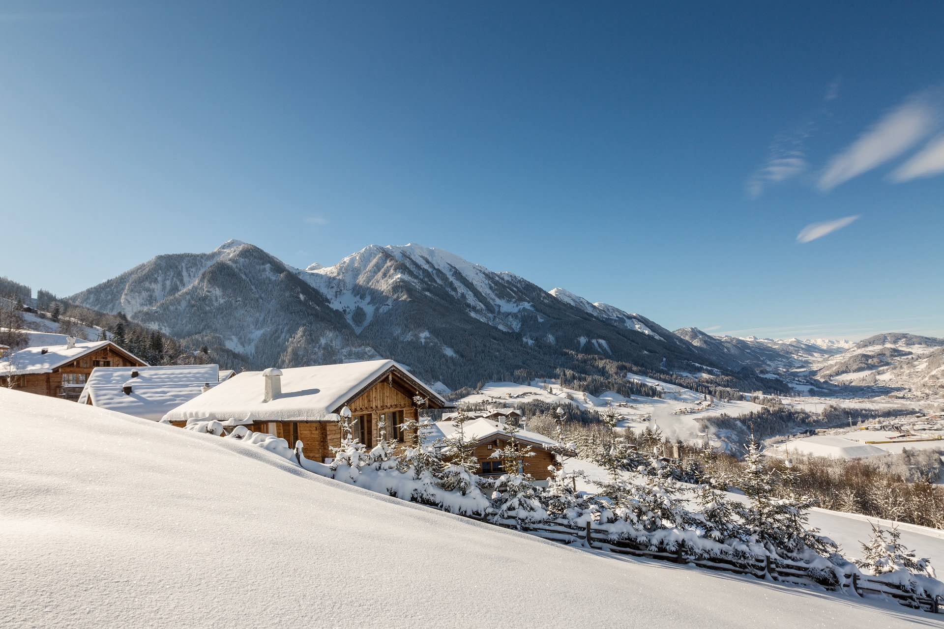 Chaletdorf BERGHERZ - Winterurlaub in den Bergen - Chalets direkt im Skigebiet Ski amadé