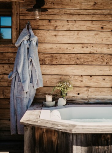 Kuschel-Chalet mit Whirlpool in Österreich mieten - Einzigartige Lage - Gigantische Aussicht aus den BERGHERZ Chalets