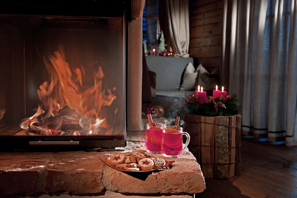 Weihnachten im Chalet - Weihnachtsurlaub im Chaletdorf BERGHERZ - Chalets mit Kamin - Sauna und Whirlpool - einzigartige Lage - die schönsten Chalets zu Weihnachten