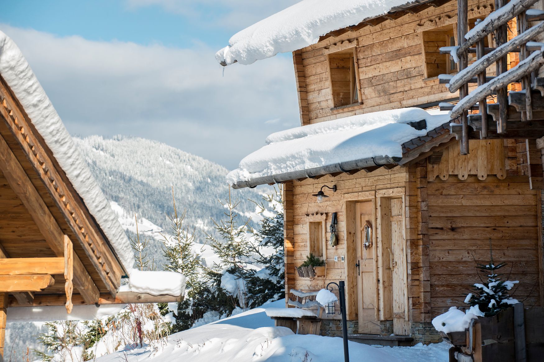 Chalets im Chaletdorf BERGHERZ im Winter - traumhafte Lage direkt im Skigebiet Ski amadé - die schönsten Chalets im Salzburger Land