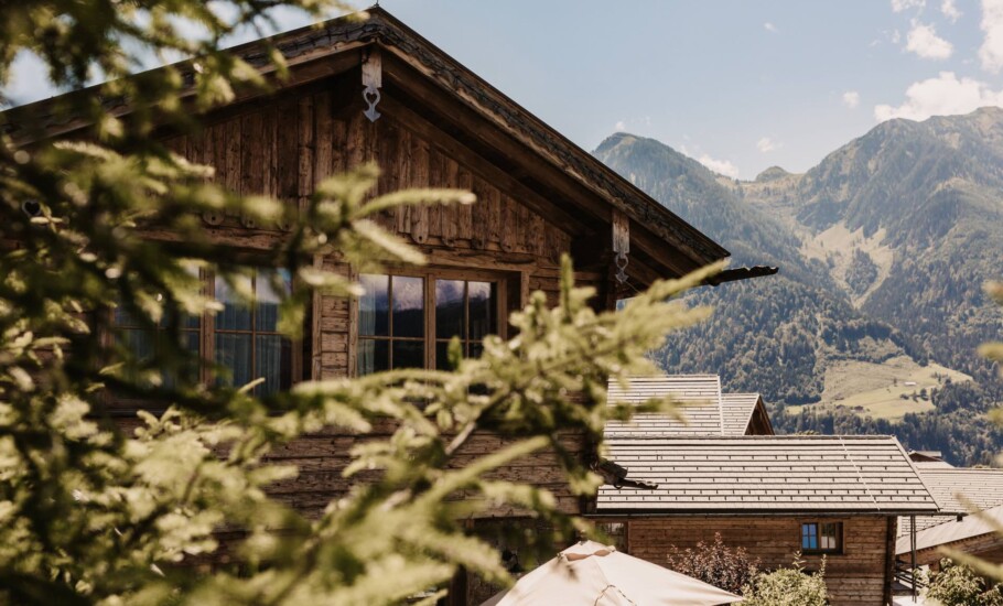 Almdorf in Österreich - die schönsten Chalets im Salzburger Land - traumhafte Lage - Chalet mit Whirlpool und Sauna